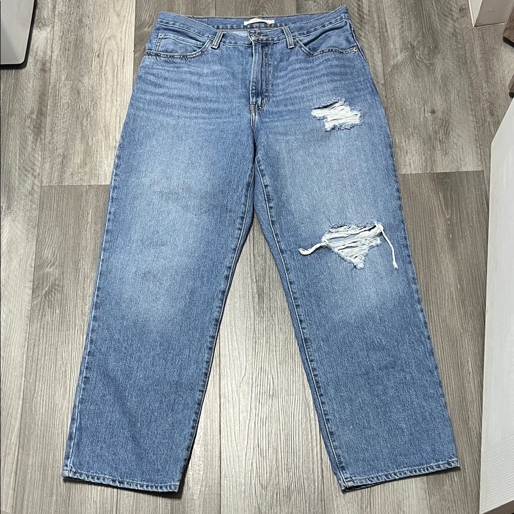 Levi’s woman’s ‘94 Baggy jeans / size 31